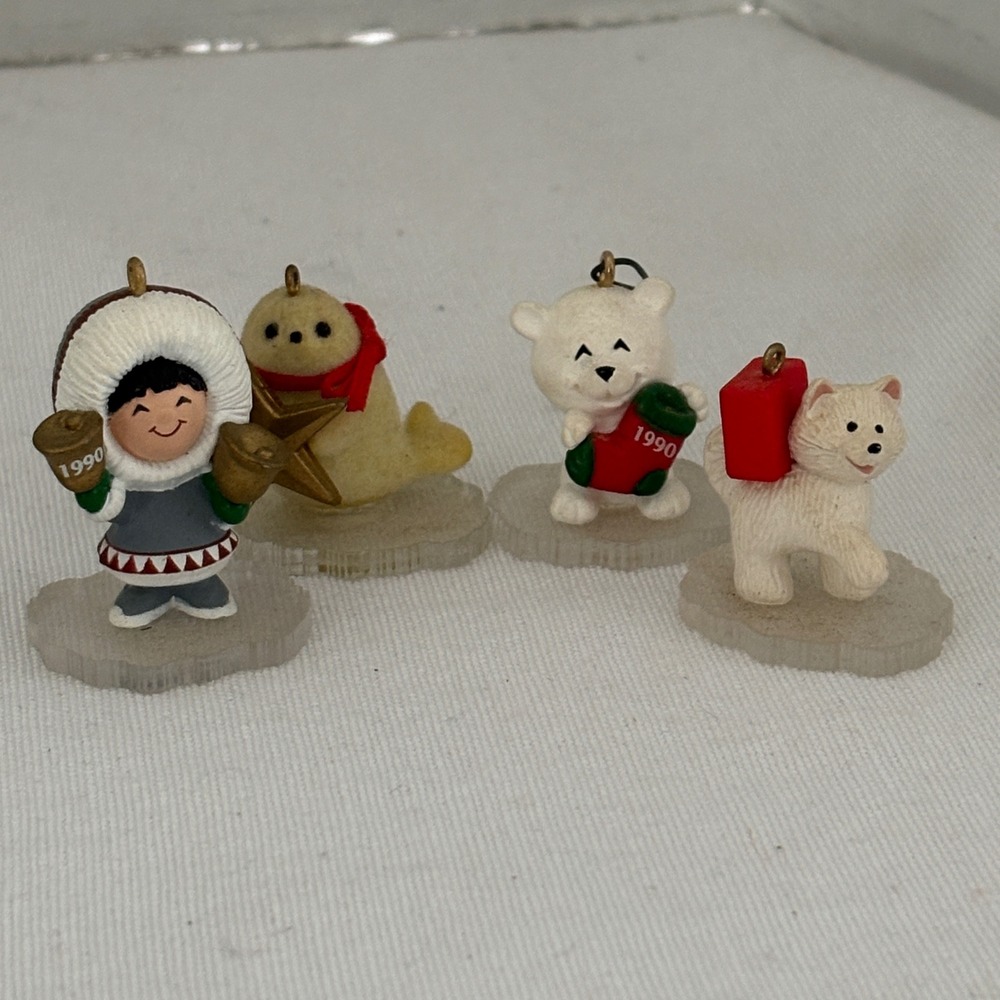 Vintage 1990 Hallmark Little Frosty Friends Set of ‎ 4